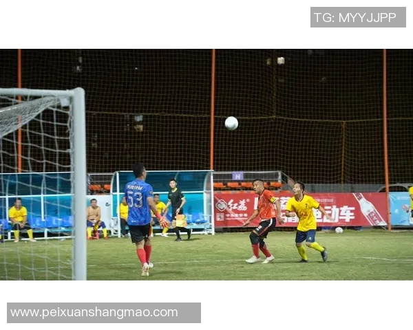 被戴帽的足球明星们如何在绿茵场上书写传奇与荣耀 被戴帽的足球明星们如何在绿茵场上书写传奇与荣耀